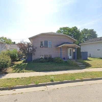 713 Jimmy Carter Pl, Winona, MN 55987