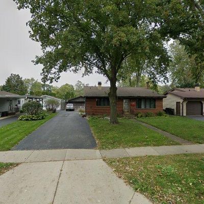 800 Noel Dr, Mundelein, IL 60060