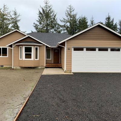 648 Sea Wolf Ct Ne, Ocean Shores, WA 98569