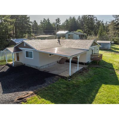 91378 Grinnell Ln, Coos Bay, OR 97420