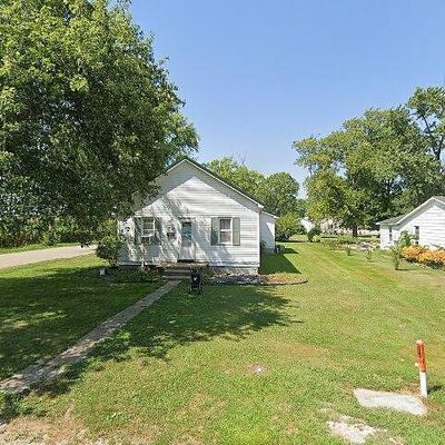 811 Sw 2 Nd St, Casey, IL 62420