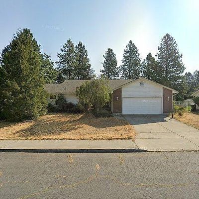 8122 N Colton St, Spokane, WA 99208