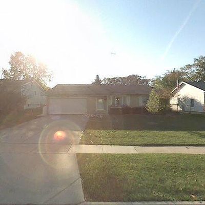 1021 Hanley St, Mchenry, IL 60050