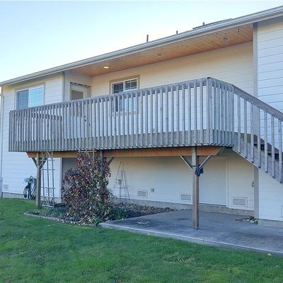 1037 Fisher King Way, Camano Island, WA 98282