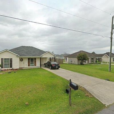 1037 Gary Dr, Breaux Bridge, LA 70517