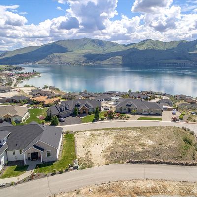 104 Lake Ridge Dr, Chelan, WA 98816