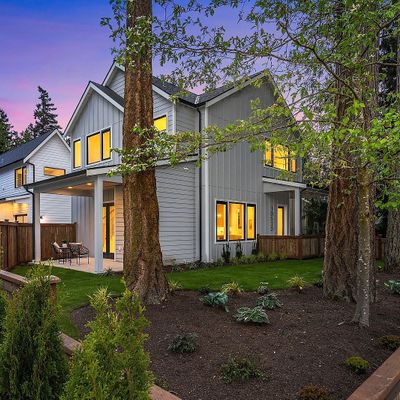 10520 128th Avenue Ne, Kirkland, WA 98033