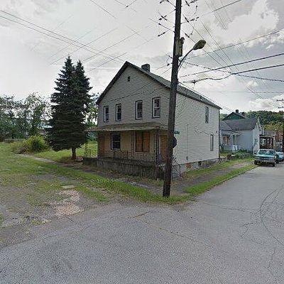 1058 Penn Ave, Jeannette, PA 15644