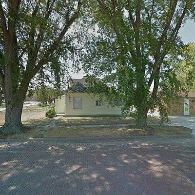 106 Cedar St, Laurel, NE 68745