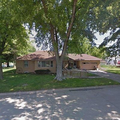 108 W Campbell St, Shickley, NE 68436