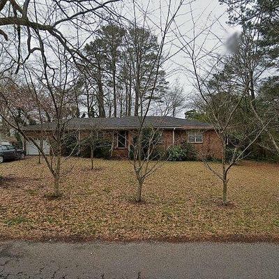 109 W Crest Rd, Bessemer, AL 35023