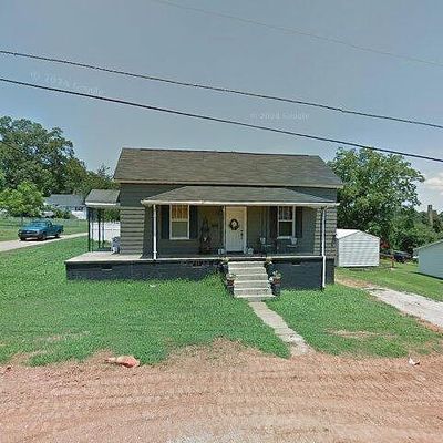 11 Haynes St, Piedmont, SC 29673