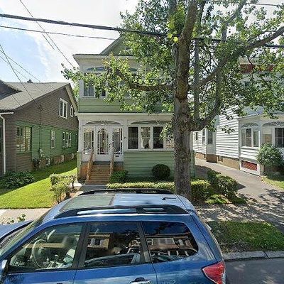 11 Hampton St, Albany, NY 12209