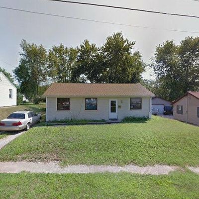 110 Berry Rd, Marquette Heights, IL 61554