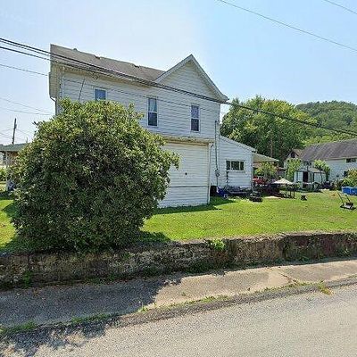 110 Main St, Mount Morris, PA 15349