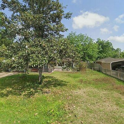 1106 E 7 Th St, Sweeny, TX 77480