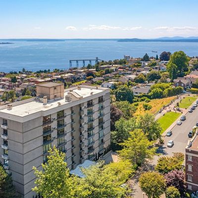 111 W Highland Drive Unit 9 E&9 W, Seattle, WA 98119