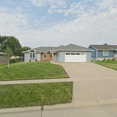 1120 S 26 Th St, Marion, IA 52302