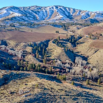 0 Bear Mountain Ranch Road, Chelan, WA 98816