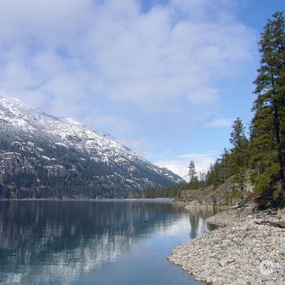 1 Boat Access, Stehekin, WA 98852