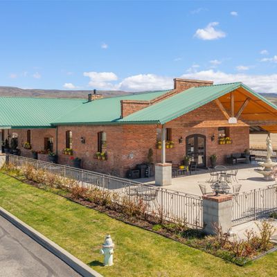 1 Vineyard Way, Wenatchee, WA 98801