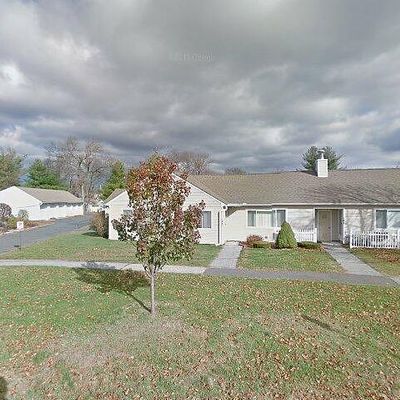 100 Mitchell Dr, Chicopee, MA 01022