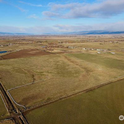 100000 Xx Lyons Road, Ellensburg, WA 98926