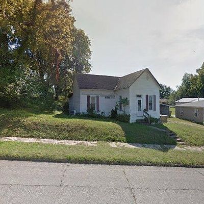 1006 W Spring St, Brownstown, IN 47220