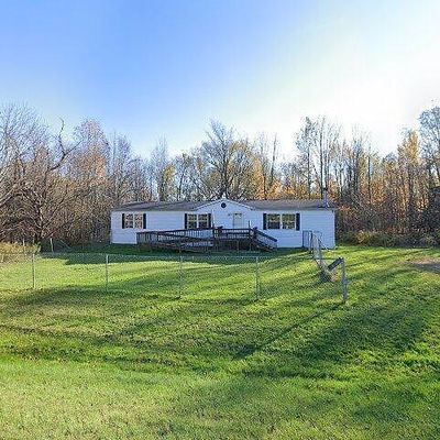 1009 Davison Rd, Mooers Forks, NY 12959