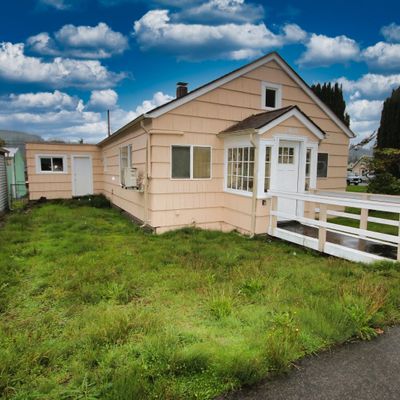 1010 Lincoln St, Hoquiam, WA 98550