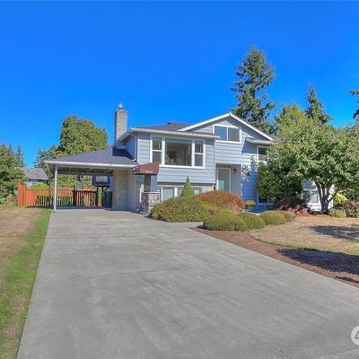 1011 Cascade Dr, Edmonds, WA 98020