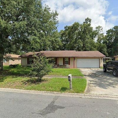 1235 Squirrel Ln N, Jacksonville, FL 32218