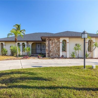 1241 El Dorado Pkwy E, Cape Coral, FL 33904