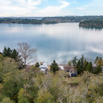 12410 Cole Point Drive, Anderson Island, WA 98303