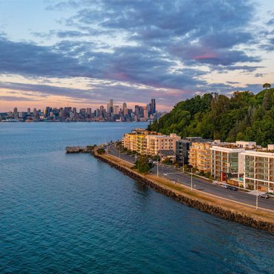 1250 Alki Avenue Sw Unit 4 B, Seattle, WA 98116