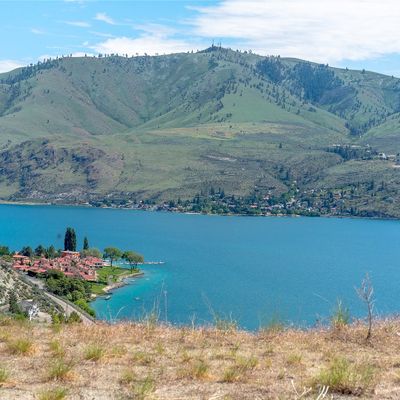 126 Mira Vista Dr, Chelan, WA 98816