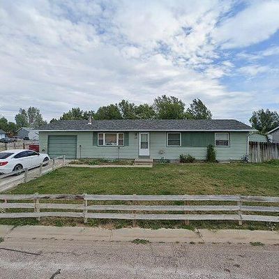 13 American Ln, Gillette, WY 82716