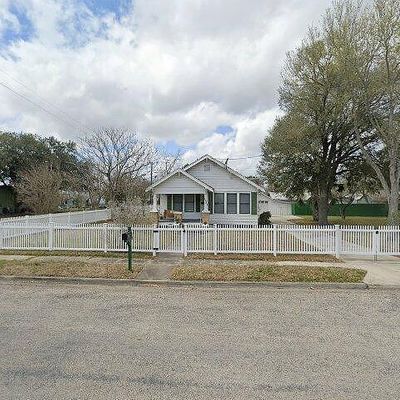 1301 N Wheeler St, Victoria, TX 77901