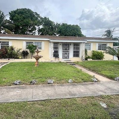 1301 Nw 176 Th Ter, Miami, FL 33169