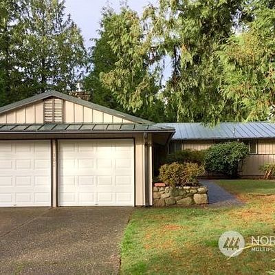 1302 Kings Pl Nw, Bainbridge Island, WA 98110