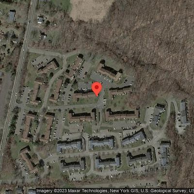 134 Village Ln, Branford, CT 06405