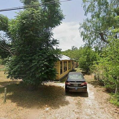 139 Martin St, Luling, TX 78648