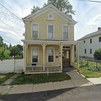 14 Lawrence St, Waterford, NY 12188