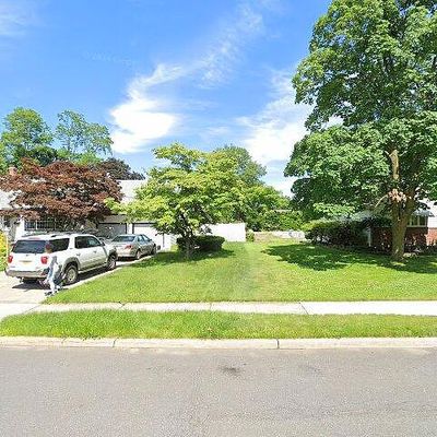 14 Lake Ave Apt 2 A, East Brunswick, NJ 08816