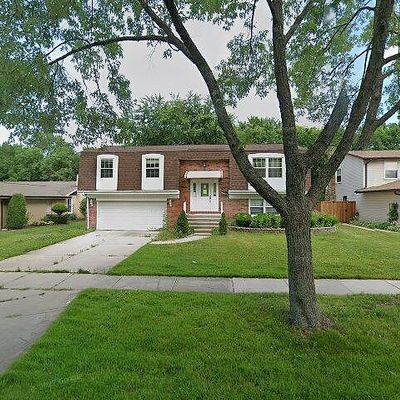 1135 N King Charles Ct, Palatine, IL 60067