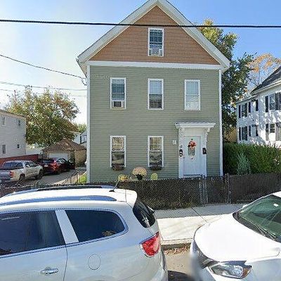 12 Grove St, Haverhill, MA 01832