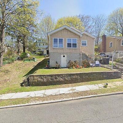 120 Belknap Ave, Yonkers, NY 10710