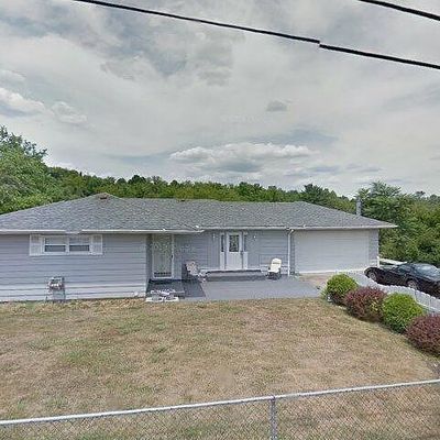 1205 Chalfant Ln, Morgantown, WV 26505