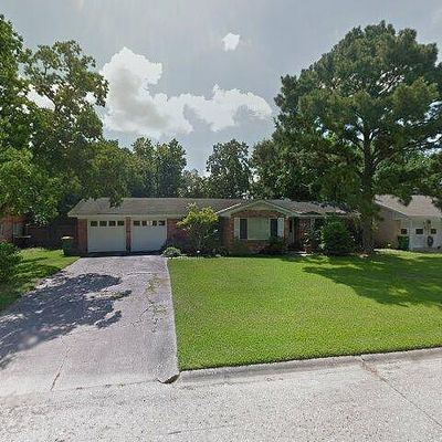 1207 Dwinnell St, Baytown, TX 77520