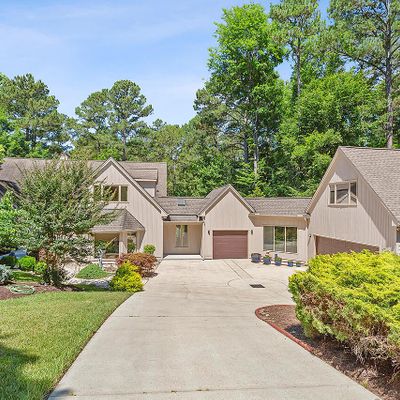 12117 Cliffside Cir, Raleigh, NC 27614